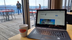 Auch Festangestellte können als Digitale Nomaden arbeiten